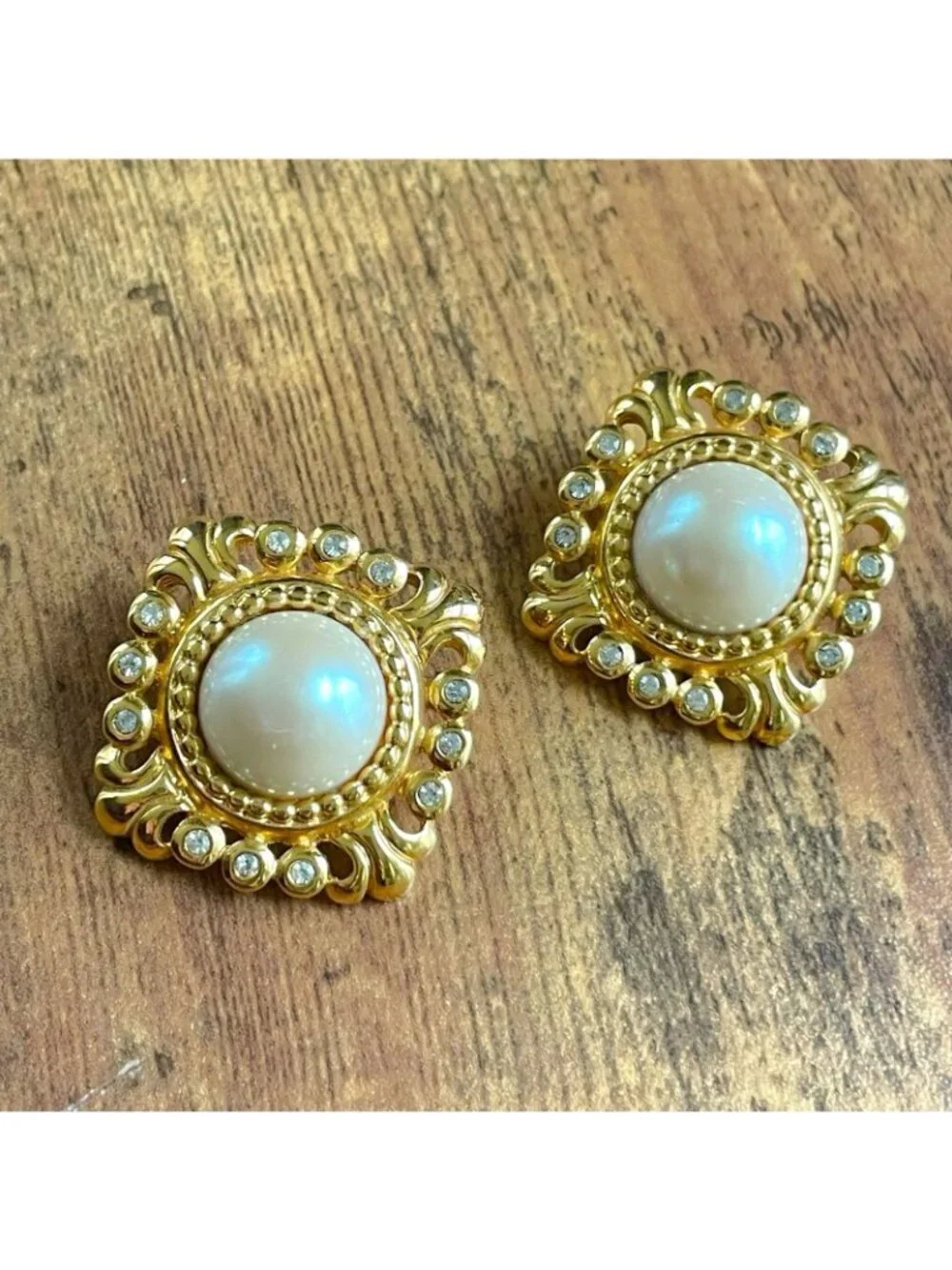 Vintage 1980s Earrings Gold Tone Filigree Faux Pearl Cabochon Rhinestone Regency